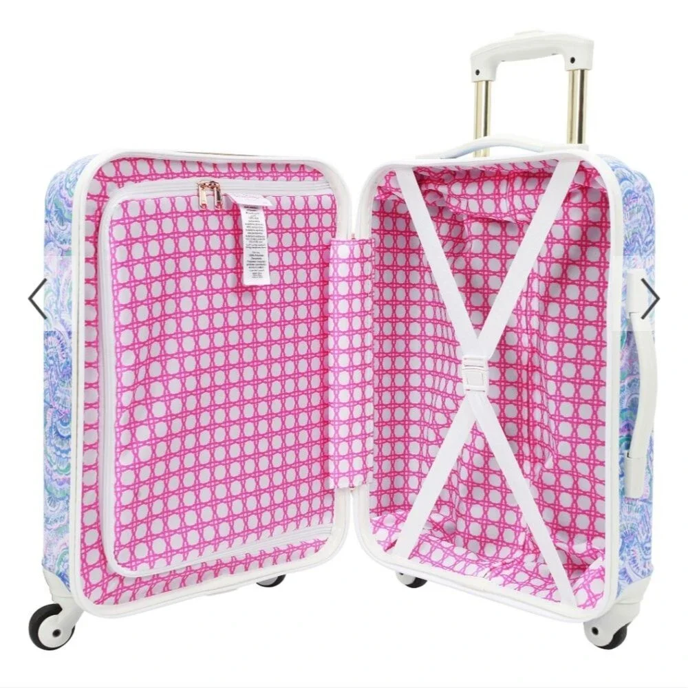 Brand New Lilly Pulitzer Happy As A Clam Hardshell Luggage Carry On - Picture 6 of 7
